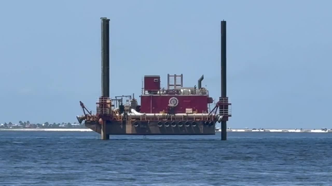 Fort Myers Beach boat crash sends seven to hospital, crews say