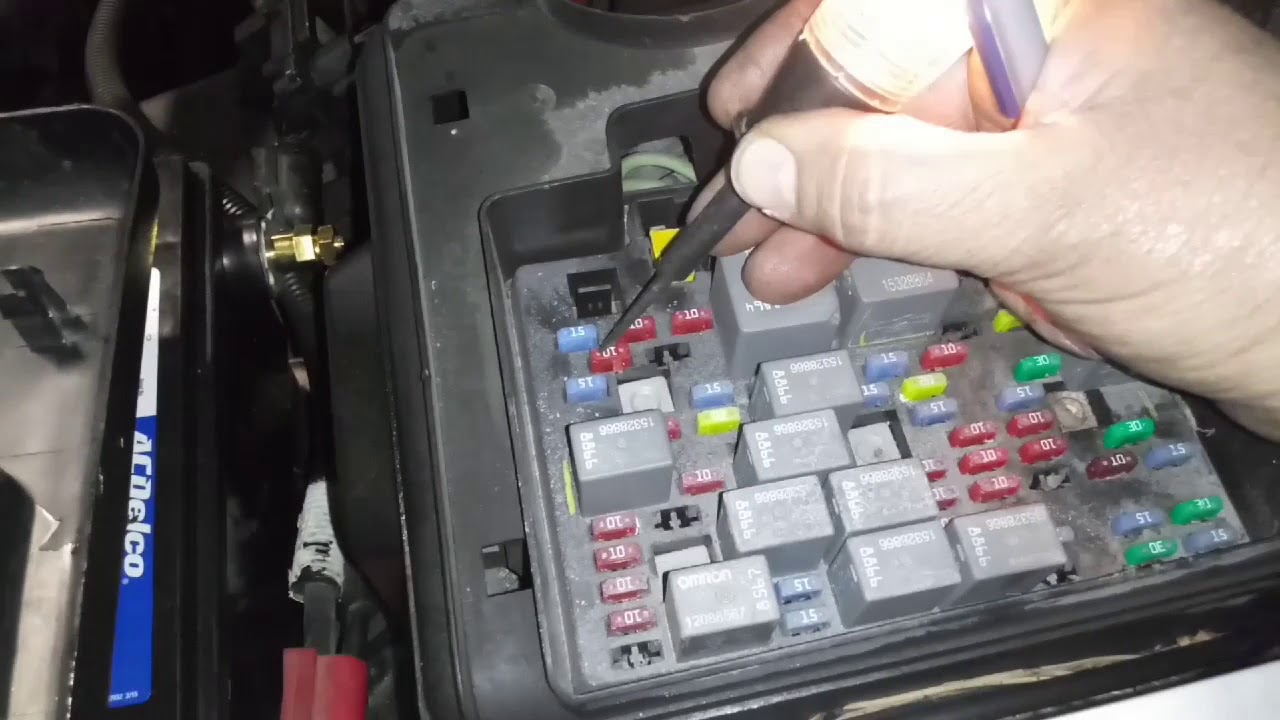 2006 GM problema de comunicacion con el BCM ( body control module )