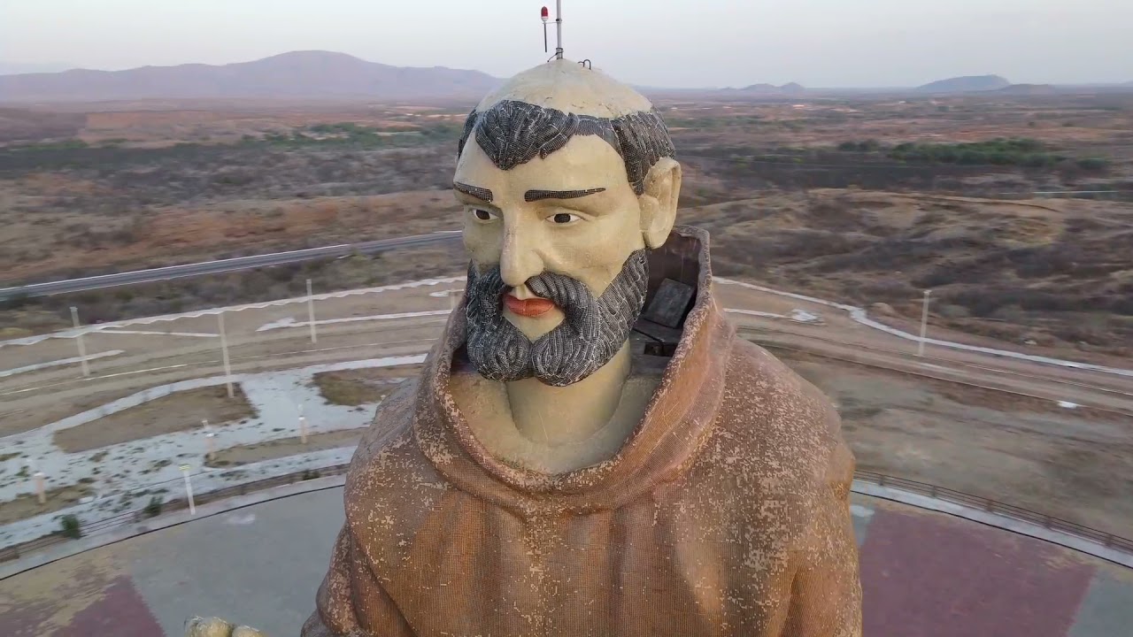 Estátua De São Francisco Das Chagas Canindé - Ceará.... 02/10/2021