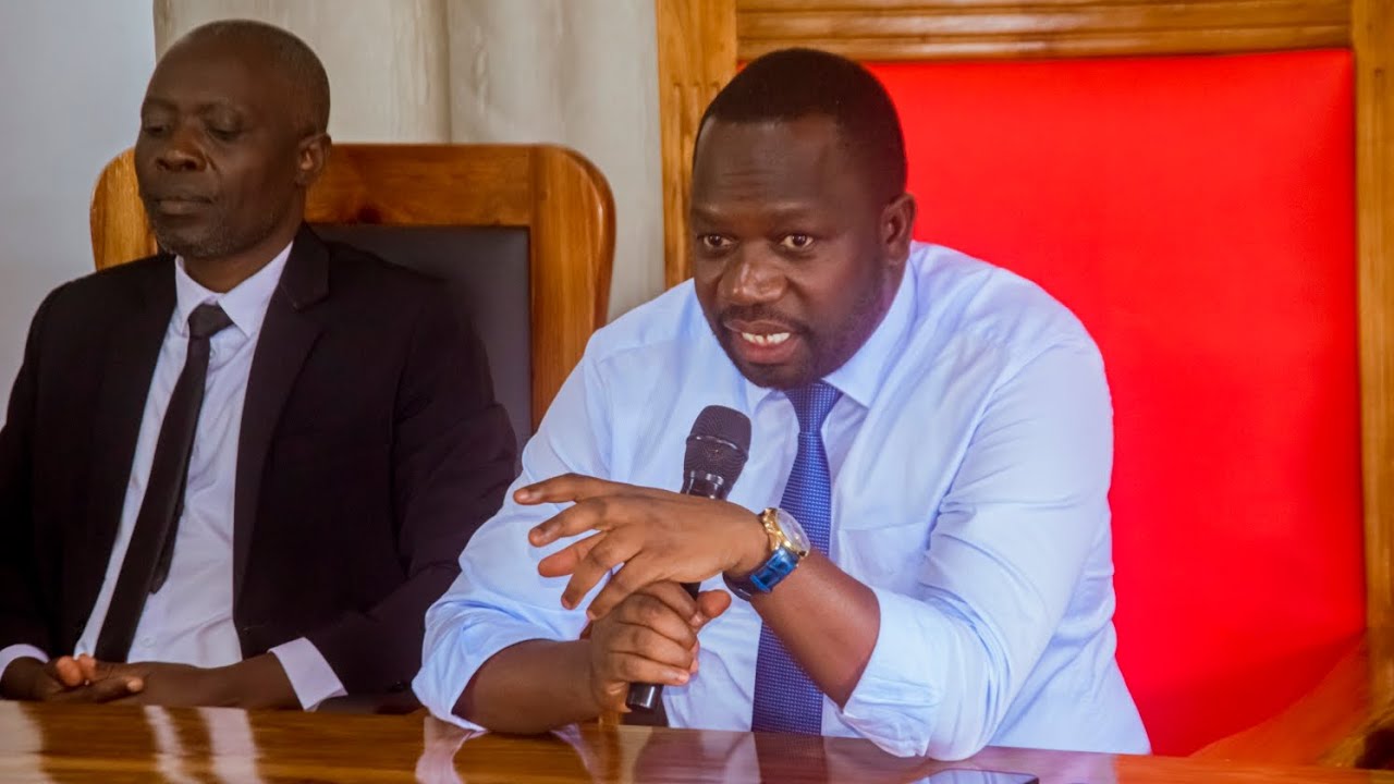 DC LUDEWA AIPONGEZA HALMASHAURI KWA KUVUKA LENGO LA MAPATO, AWEKA MALENGO MAPYA YA BILIONI 4.5.