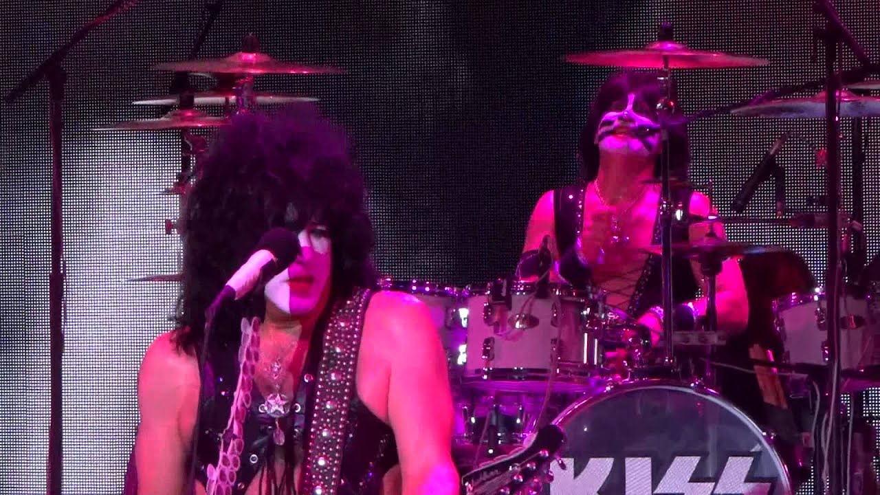7. ALL FOR THE LOVE OF ROCK'N ROLL - KISS - KISS KRUISE 2012 - ELECTRIC SHOW 2 -