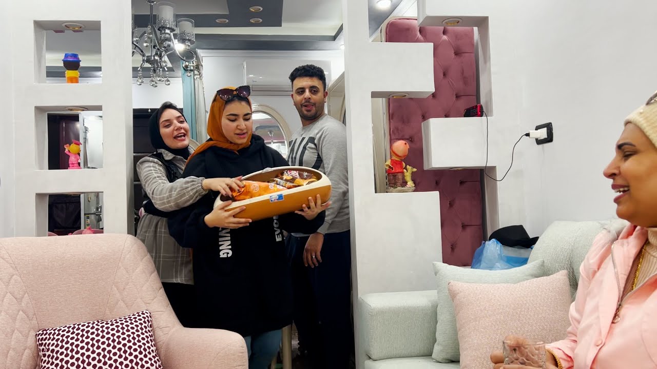 زورت احمد  في بيته لأول مرة