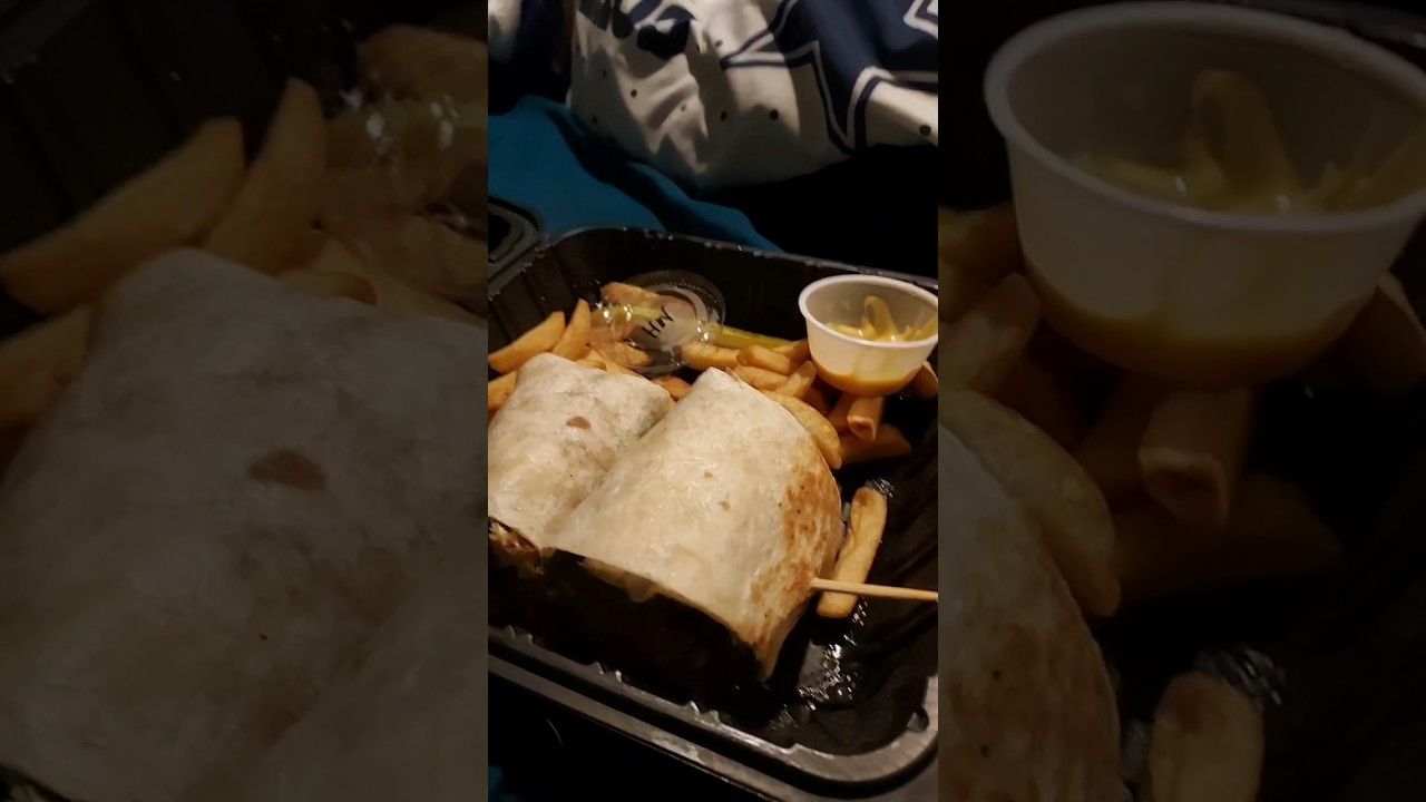 Краткий обзор еды от HOWDY 🔥🍯🍗🌯🍟 Iron's Tied House & Grill (местный ресторан): горячий медовый ро...