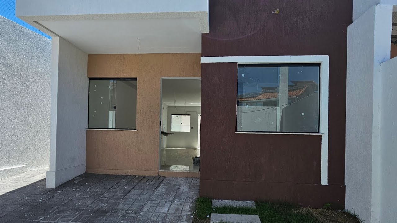 Casa Terrea de 2 Quartos para Venda no Centros de Lauro de Freitas / BA