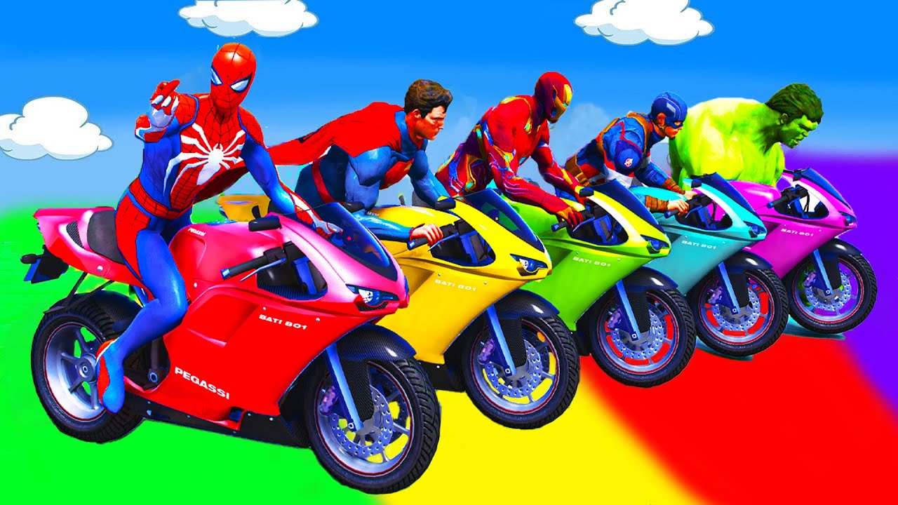 الأبطال الخارقين على القضبان دوامة قمع جسر 🕷️🏍️ RAINBOW SPIDER MAN! on Motorcycle in Spiral Bridge