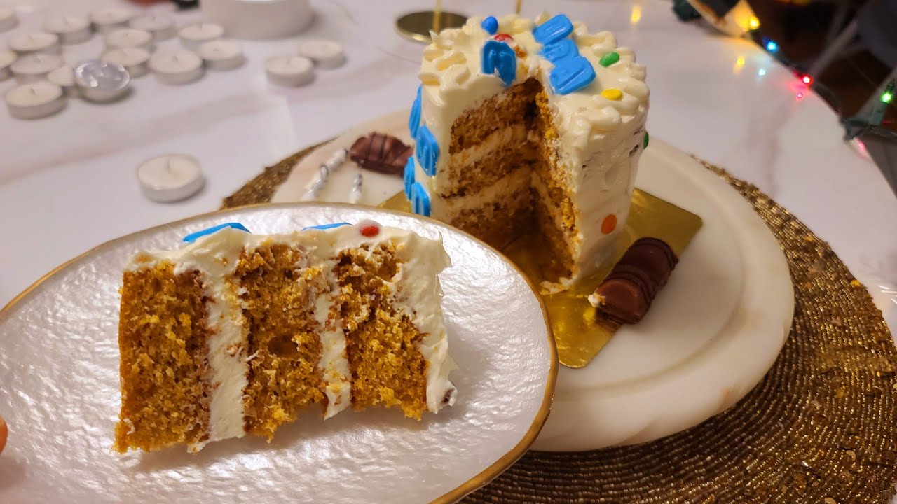 كيكة الجزر بكريمة رائعة🥕  carrot cake with cream cheese frosting