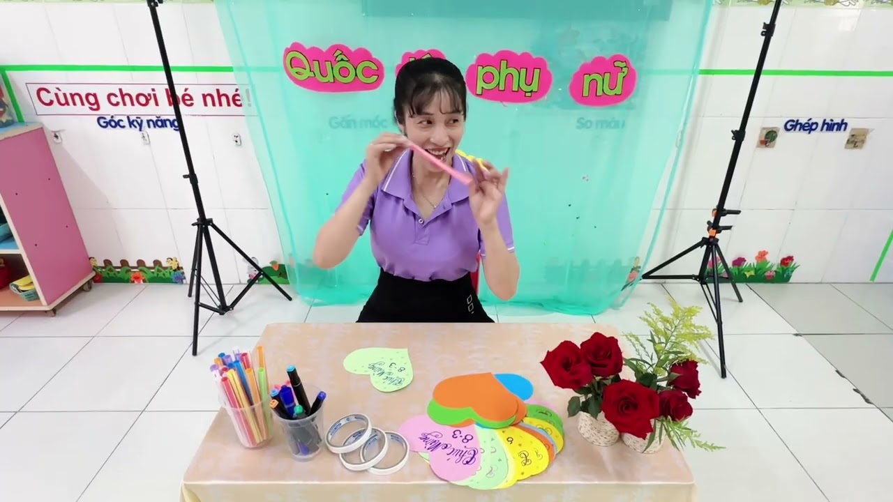 Bé làm thiệp tặng Bà, tặng Mẹ - Mầm non An Nghiệp (19-24th)