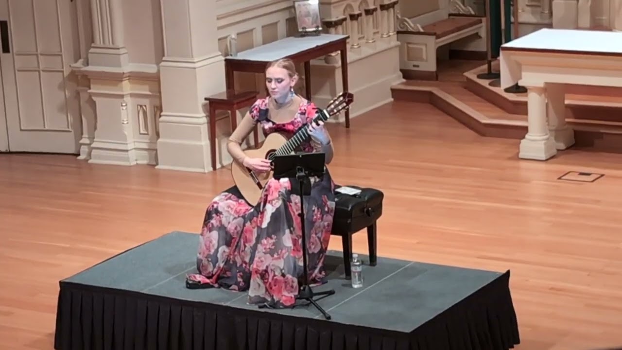 Julia Trintschuk - Gracias a la vida (Violeta Parra) / Bésame mucho (Consuelo Velázquez)
