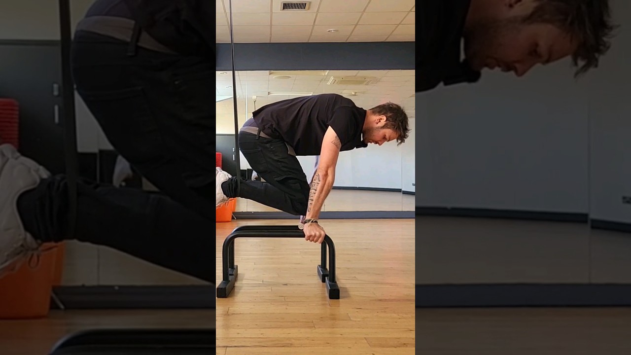 Tuck Planche Tips 🔑 #bodyweightonly #calisthenics #noequipmentneeded