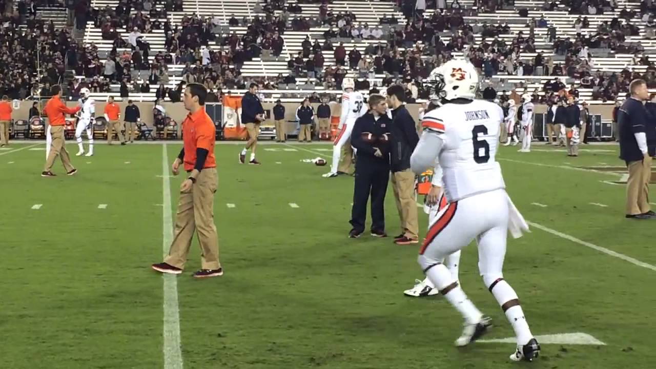 Jeremy Johnson warms up for Texas A&M