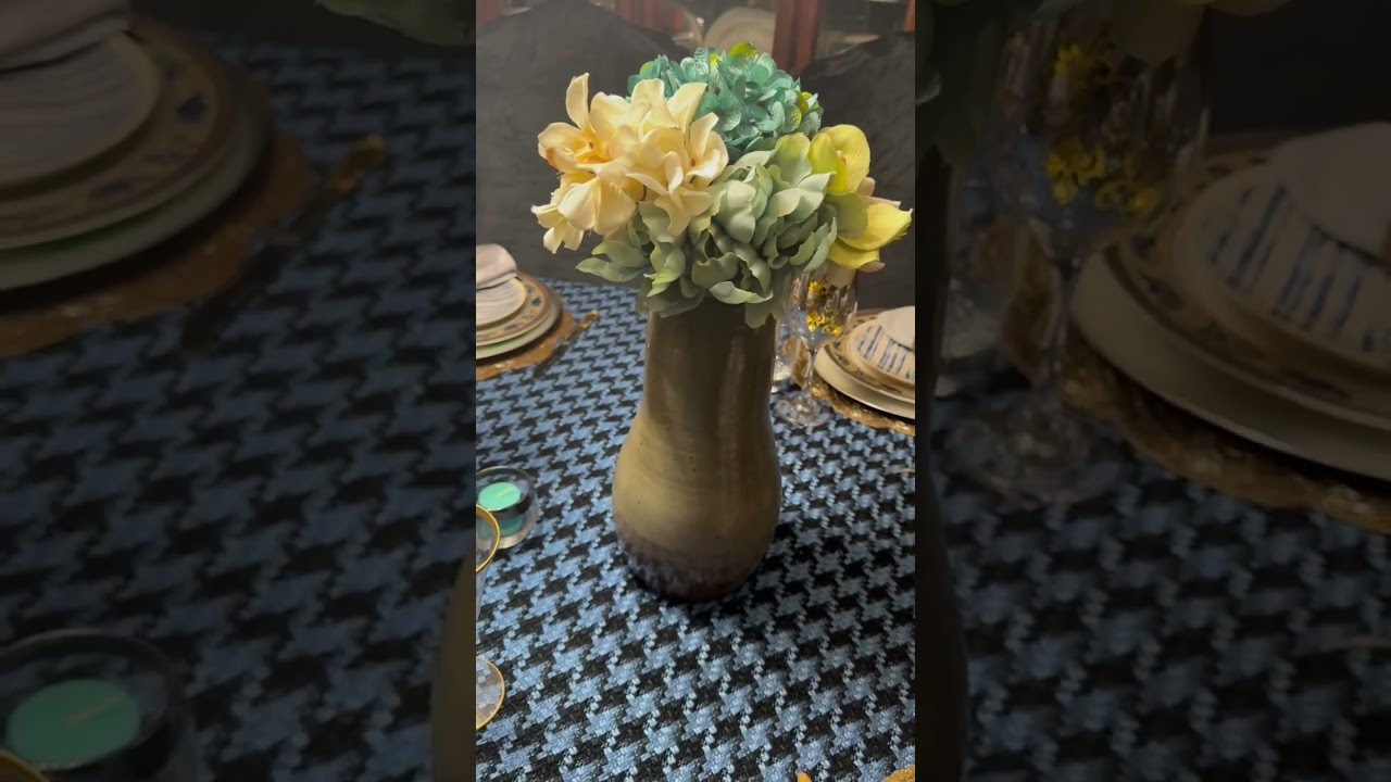 It’s Easter Sunday Brunch Tablescape 