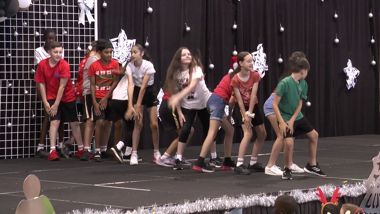 Nazareth Catholic Community - 2020 Christmas Concert - Year 6