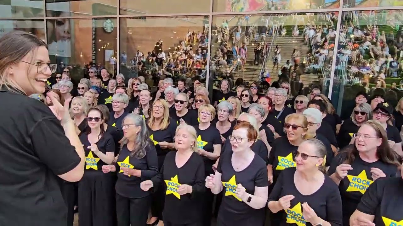UNWRITTEN Liverpool One Rock Choir for ALDER HEY CHILDREN'S HOSPITAL 25th August 2025 😀
