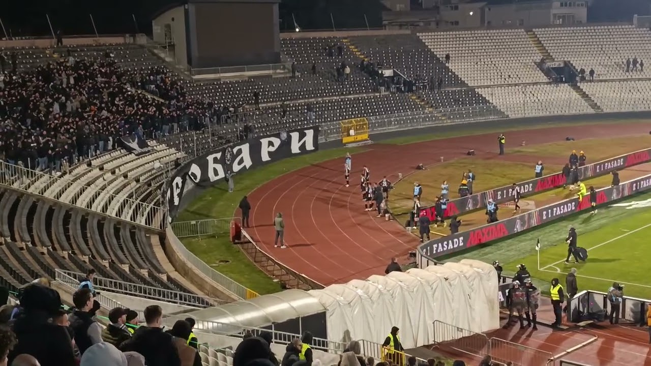 Partizan - OFK Beograd: Navijači imaju jasnu poruku za Predraga Mijatovića