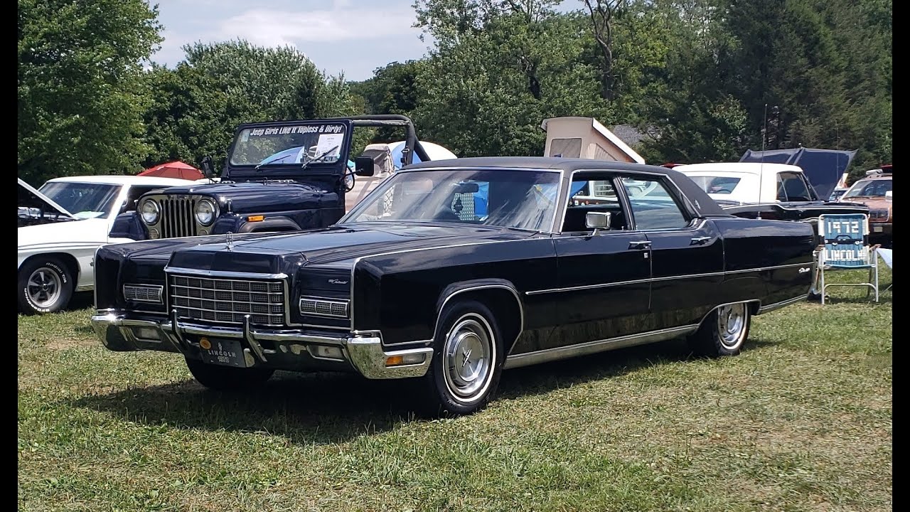 1972 Lincoln Continental.