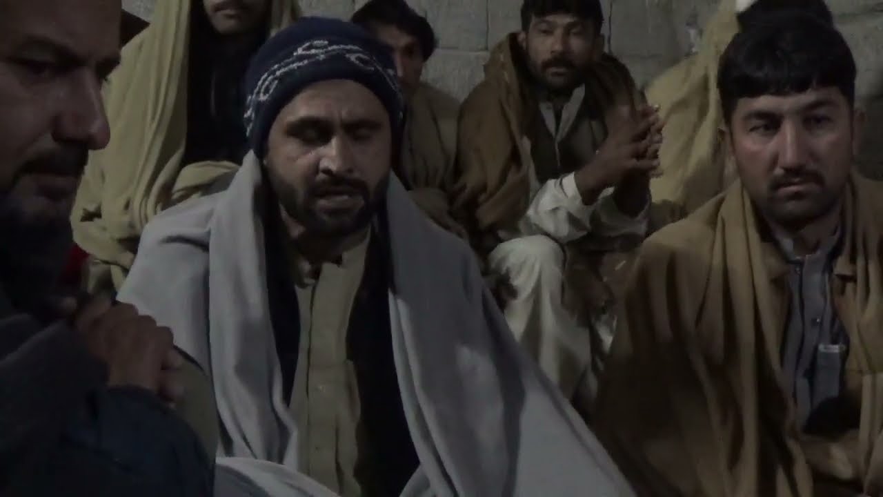 De khanjar Khanjar banrho Sara Sar Zameen Parhar