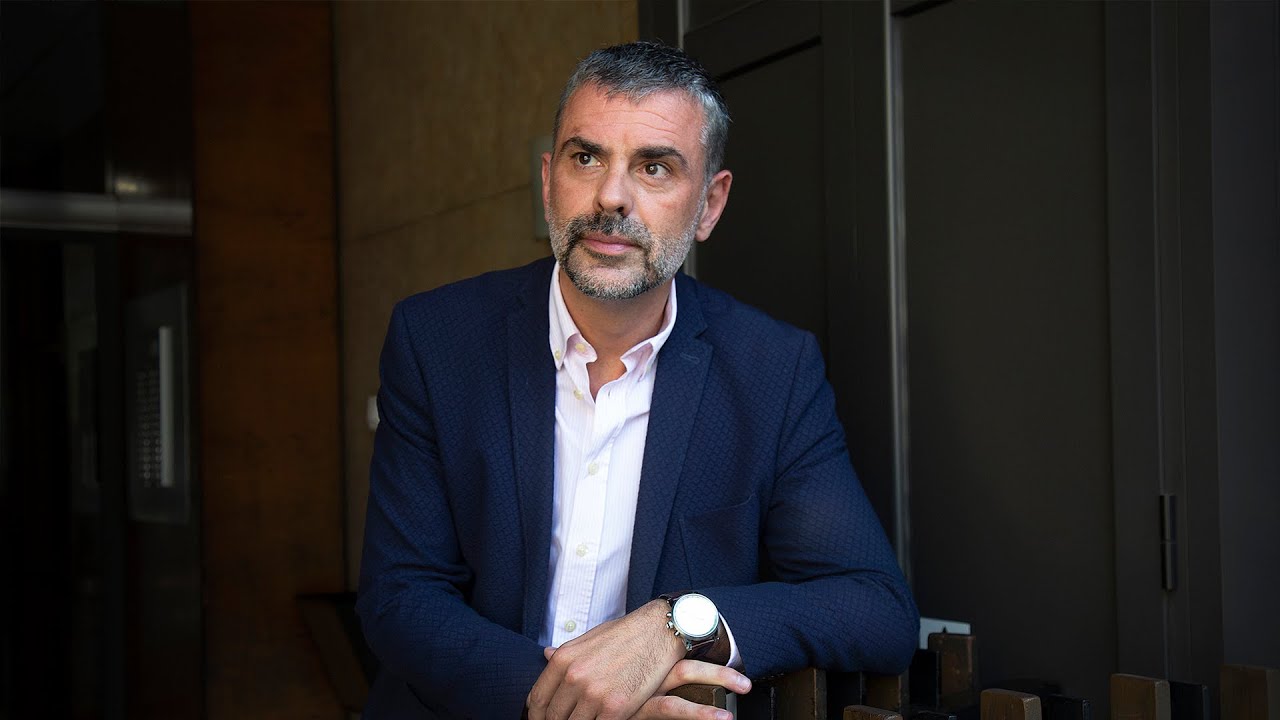 Antoni Bassas entrevista Santi Vila