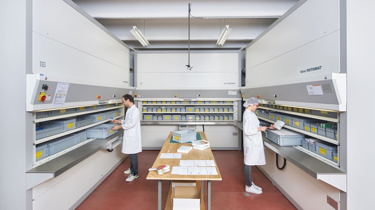 Lagerung von Medizinprodukten in H&auml;nel Rotomat&reg; Lagerliften bei Polydentia SA