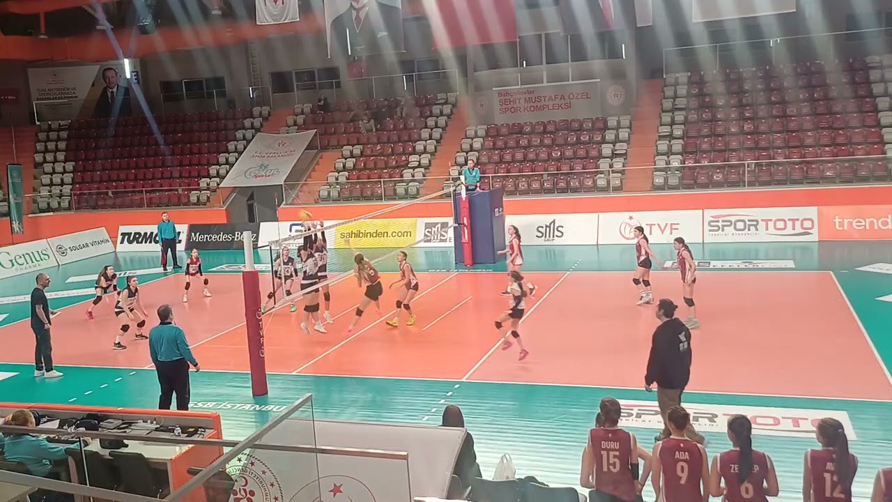 İtü küçük kızlar voleybol 
