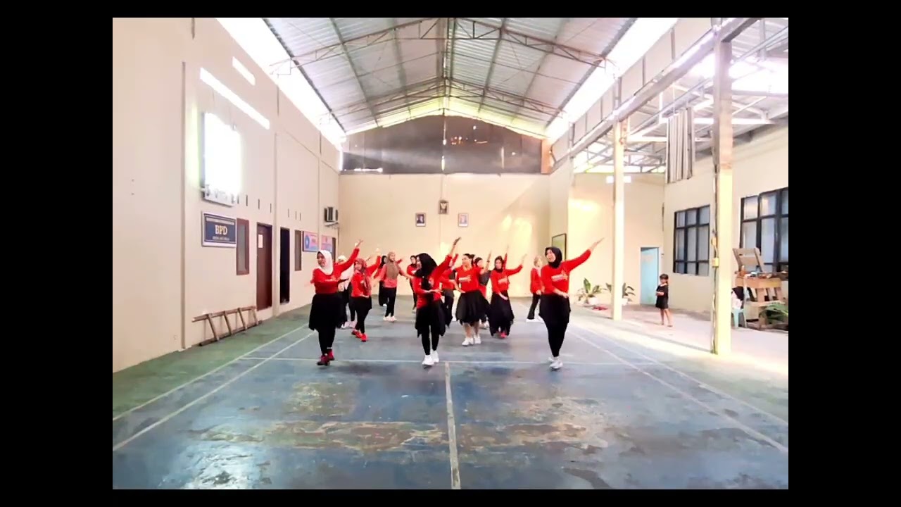 Sesat Nafas Line Dance Choreo by Farliana - Desember 2025