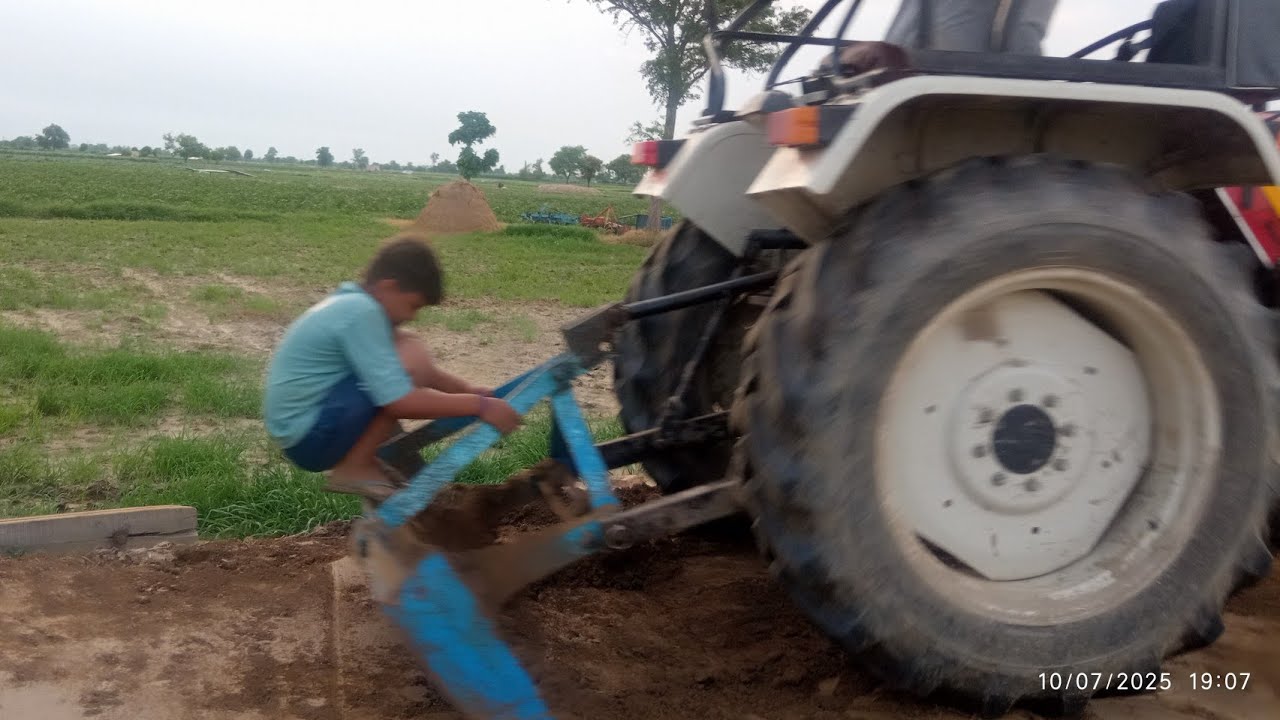Khet ma land leveler ka sath kam kiya #farming #virlvideo