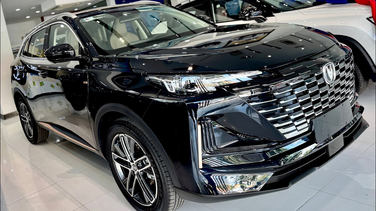 New Changan CS55 Plus ( 2025 ) - Cool Car Features!