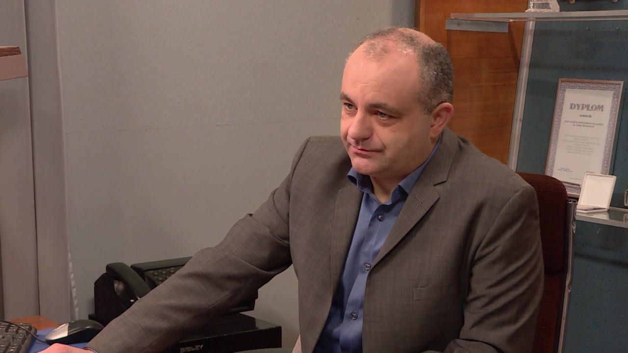 Uczeń próbował przekupić dyrektora szkoły [Szkoła odc. 404]