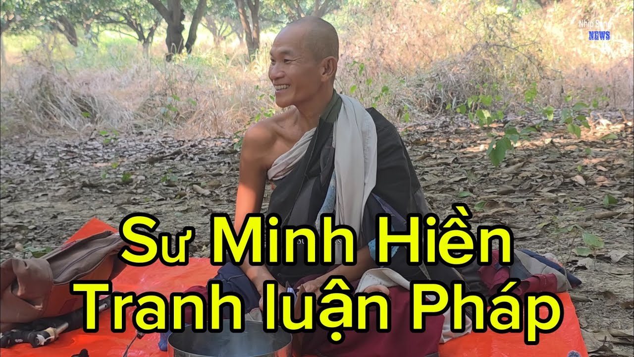 Sư Minh Hiền thảo luận Ph&aacute;p với c&aacute;c vị sư phụ