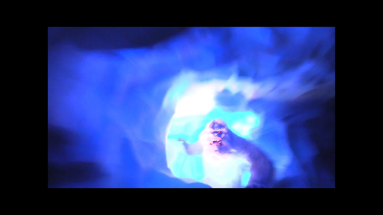FULL POV 2015 Matterhorn Bobsleds ride with new Abominable Snowman effects - Left Side