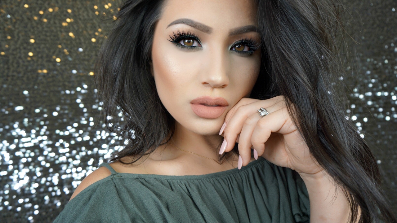 Olive Smokey Eye | Too Faced Sweet Peach
