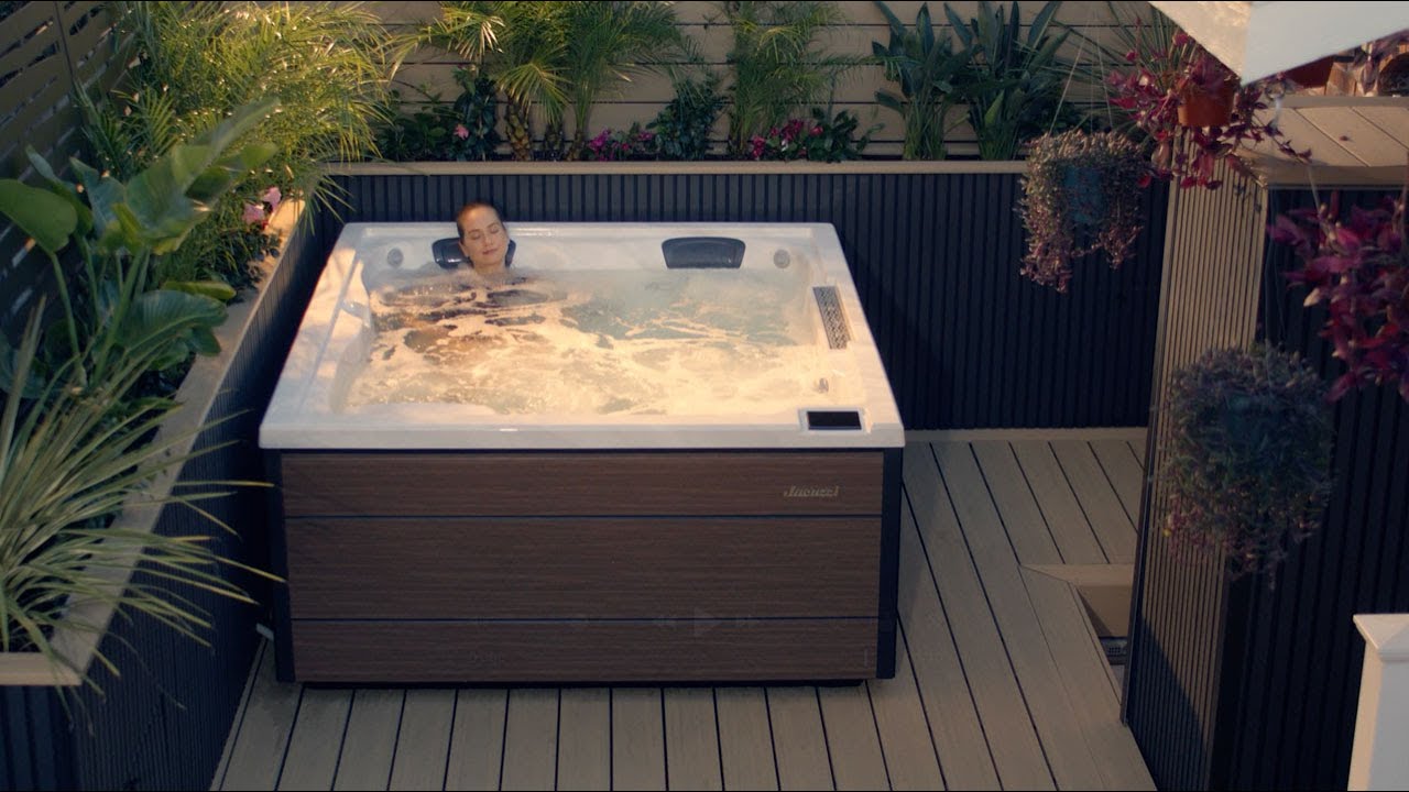 Jacuzzi J4™ Collection  |  Wellness, perfected