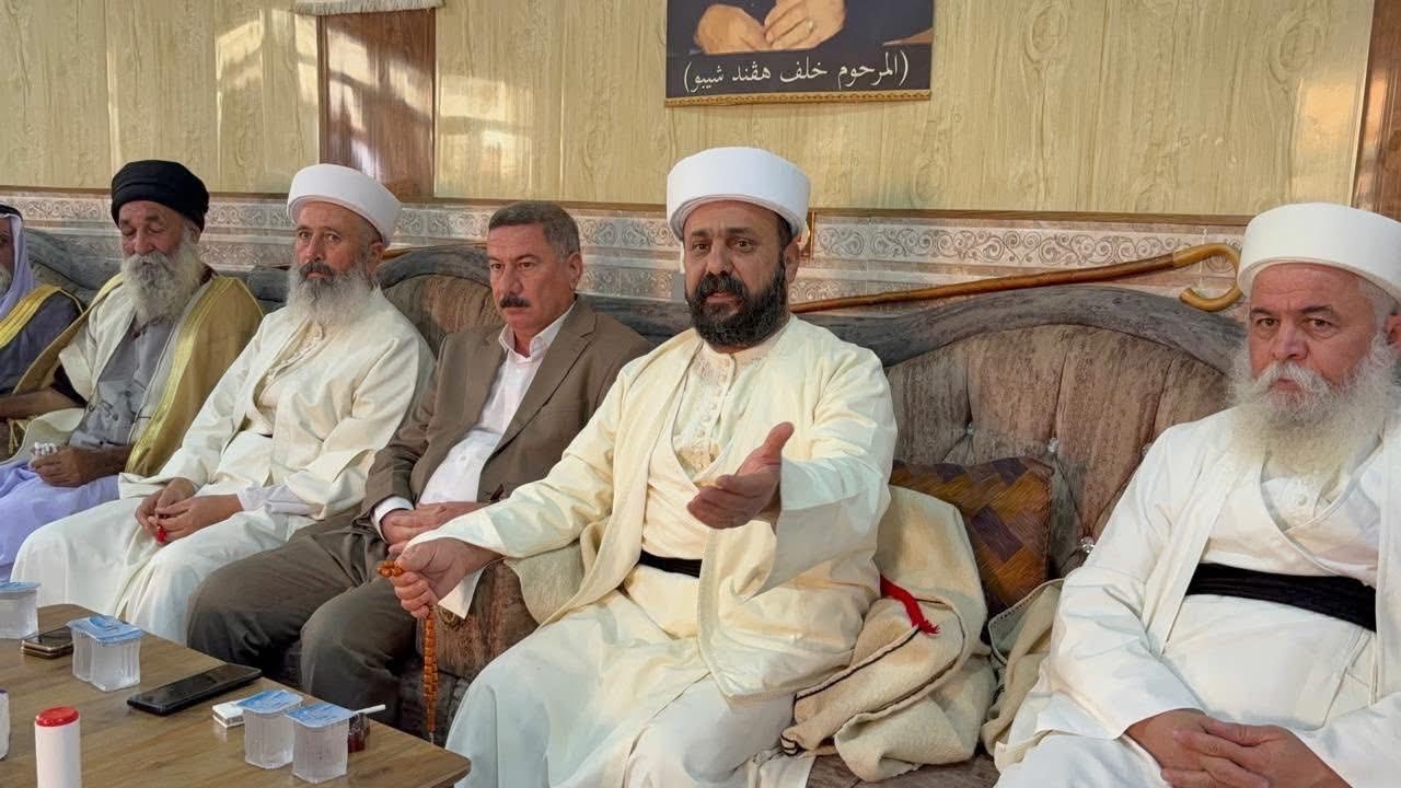 جلسة صلح عشائري بين عائلة ميرزا خلف هفند الكوركوركي وفقراء آل زرو في مجمع بورك