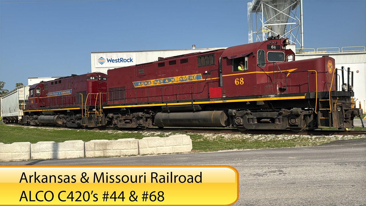 Arkansas & Missouri RR C420 ALCO's in action. ALCO C420's 44 & 68.