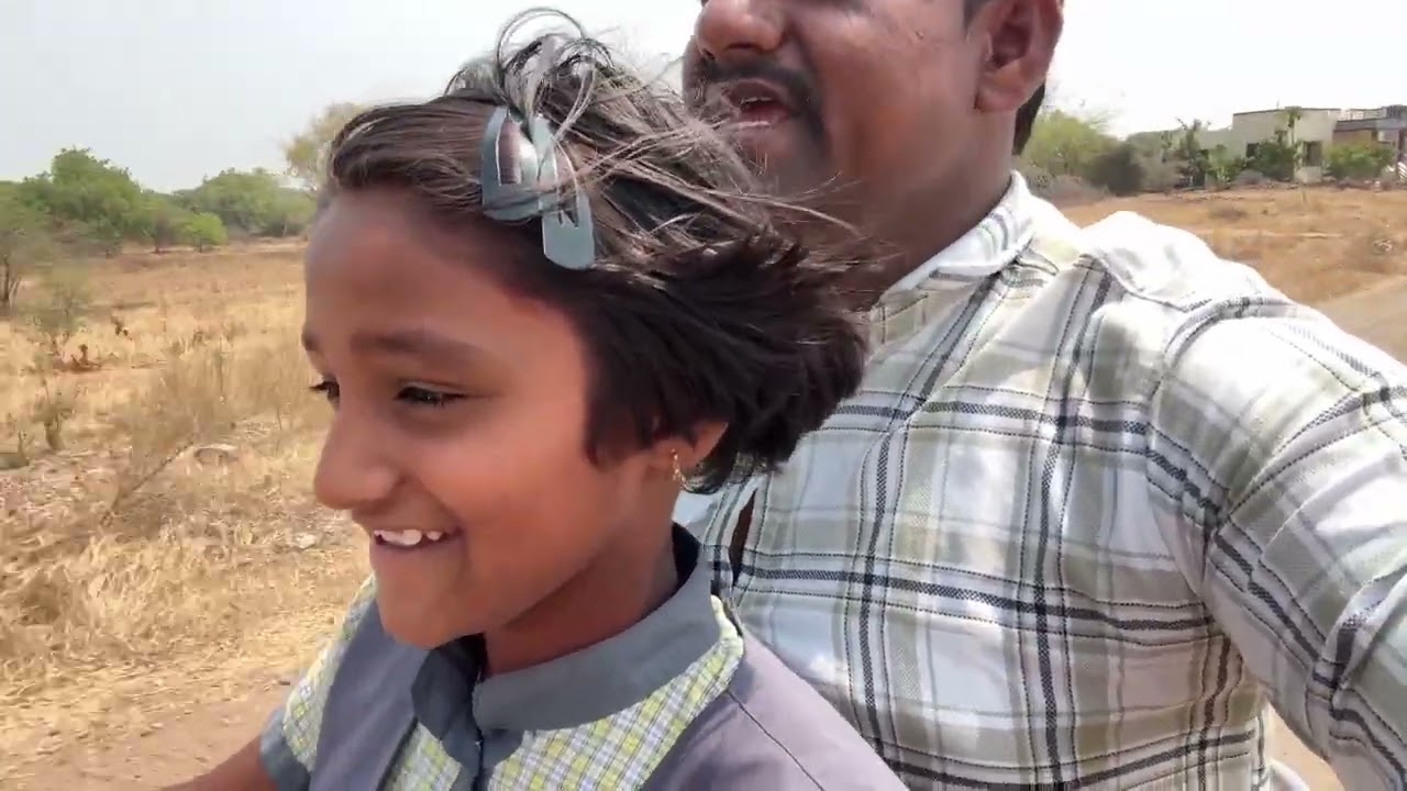 आज माझी अंकिता गाडी चालवतीय मला लय अभिमान वाटतो पोहायला पण शिकवणार हाय लेकीला ❤️#gavthipunam 