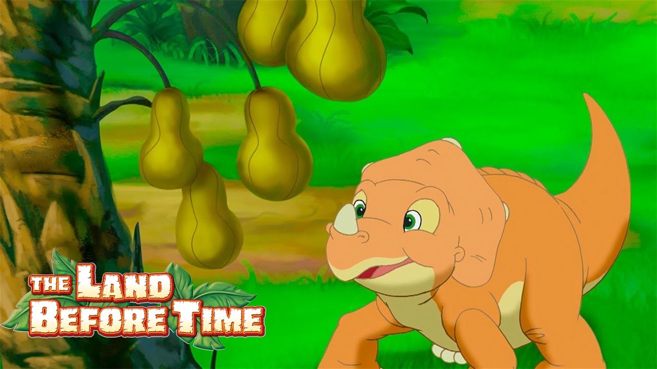 Hiding Sweet Treats! 🍬 🍭 | Halloween Special 🎃 | The Land Before Time | Full Episode