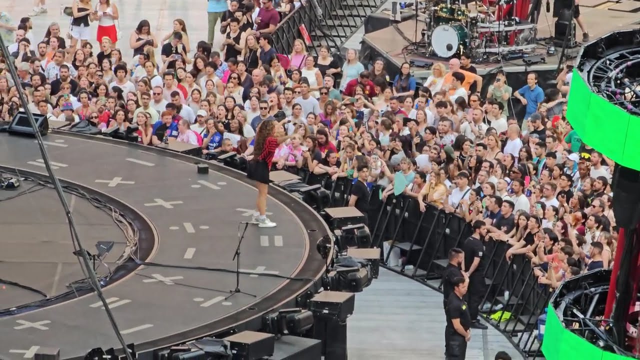 TORI KELLY - Shelter (Live in Madrid) 4K