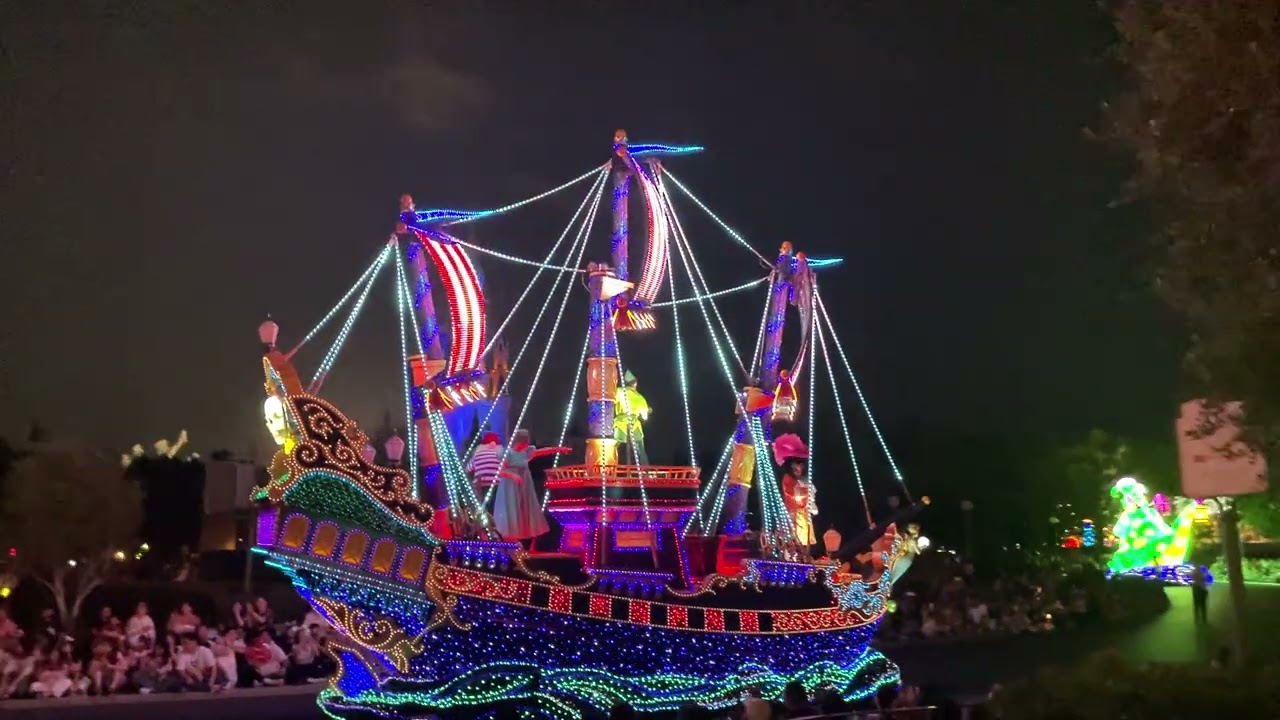 東京ディズニーランド　エレクトリカルパレード・ドリームライツ