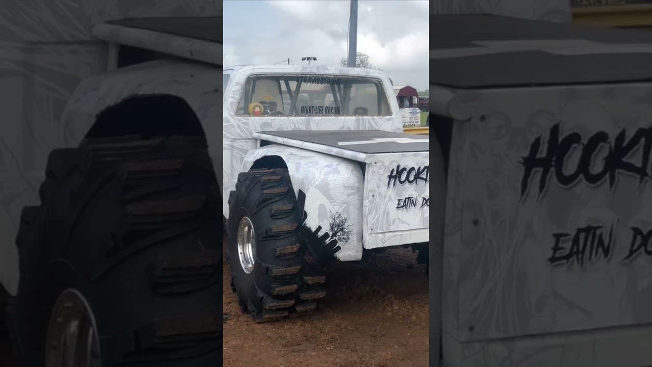 2 Squarebody Step Side Race trucks