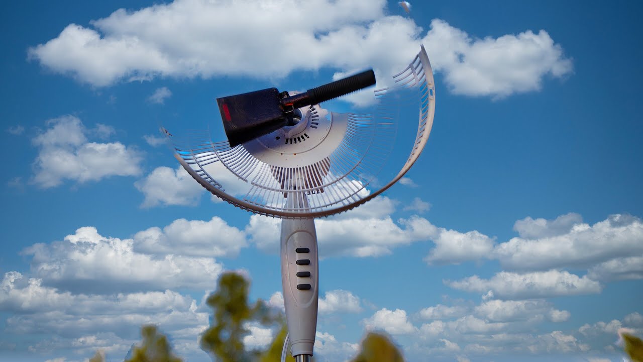 EZ Chill Pedestal Fan Dance