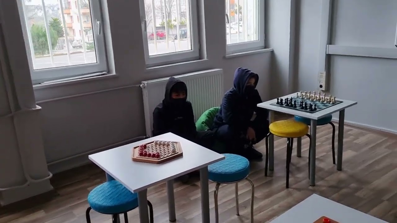 Presentation of Derecik Şehit Yasin Boy Secondary School