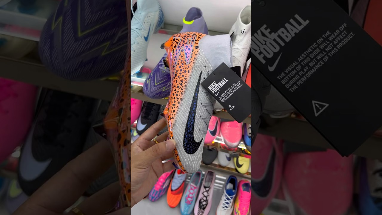 High-quality football shoes real video, affordable#footballshoes #Mercurialvapor16 #highquality
