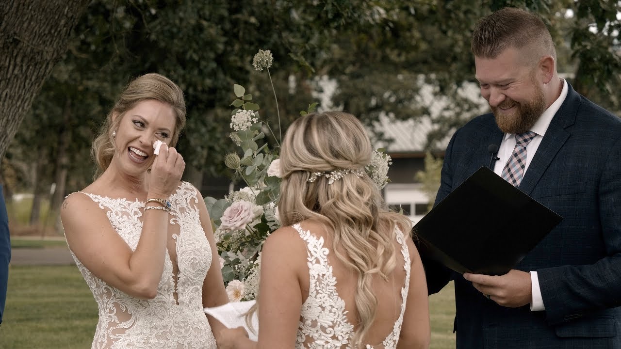Wedding Video at Scholls Valley Lodge, Oregon // Alex and Ashley