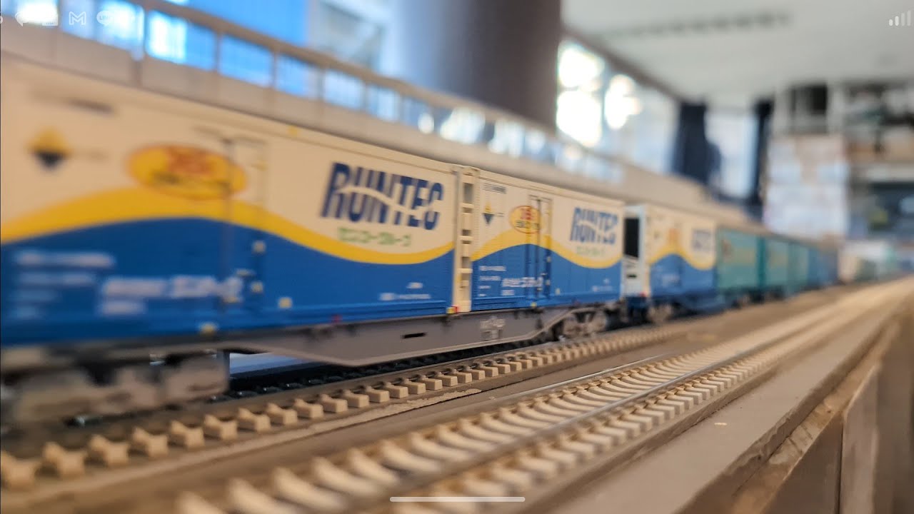 鉄道模型HOゲージ　26両フル編成貨物列車　高速走行23連発!!