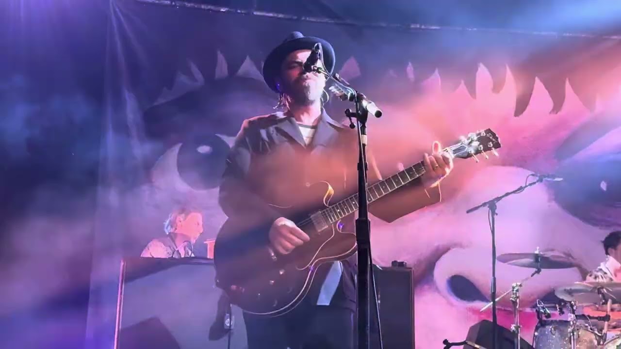 Supergrass: “She’s So Loose” Barrowland, Glasgow 08/05/2025