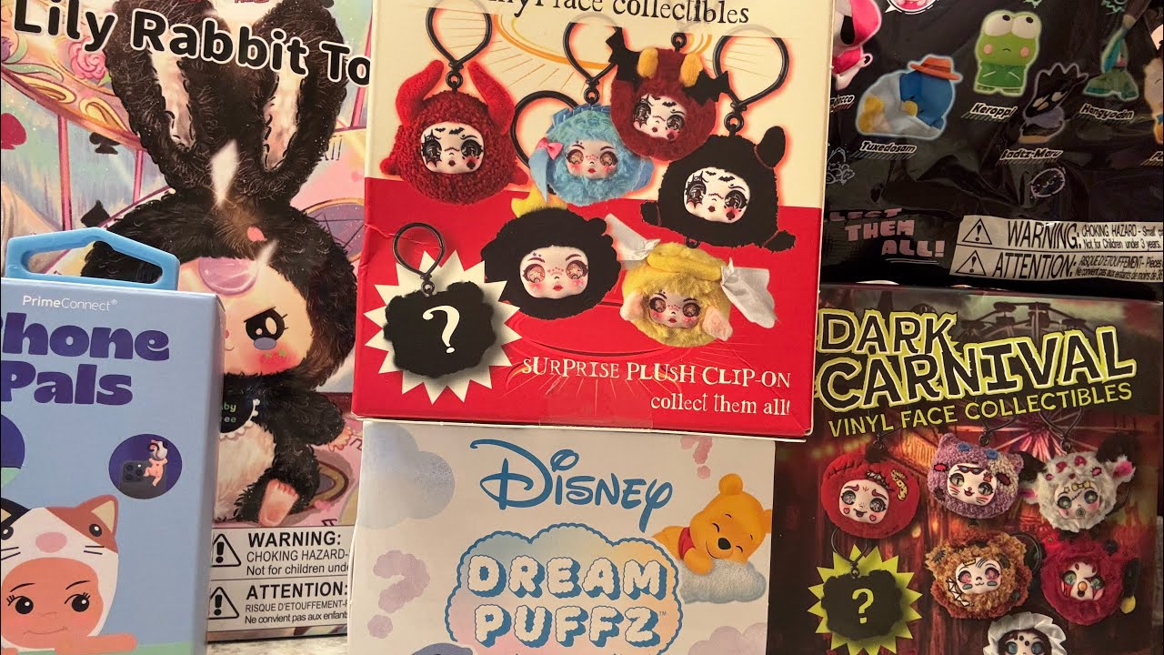 ASMR opening blind boxes 