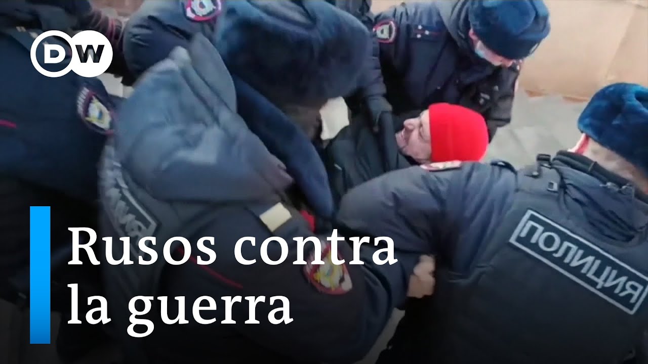 Rusos salen a las calles a protestar contra la invasión de Ucrania