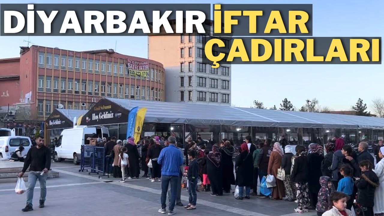 Diyarbakır'daki 3 adet iftar çadırı, İftar vakti sokaklar caddeler