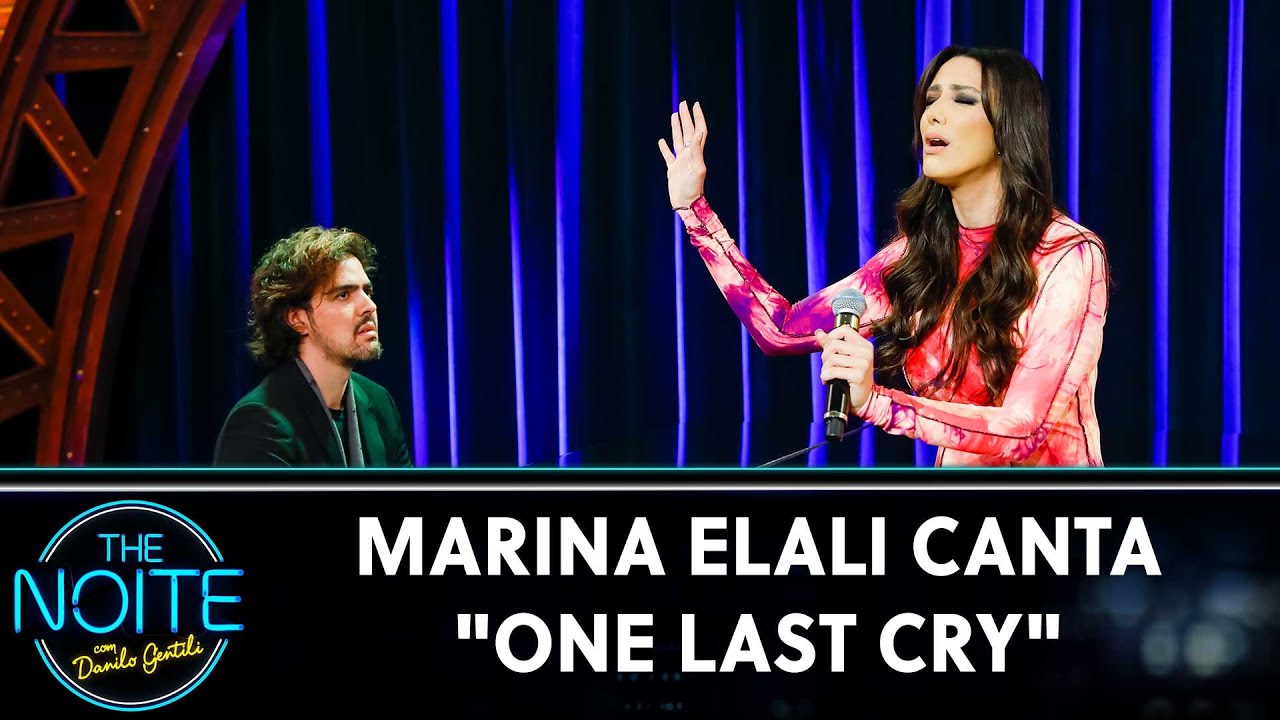 Marina Elali canta 