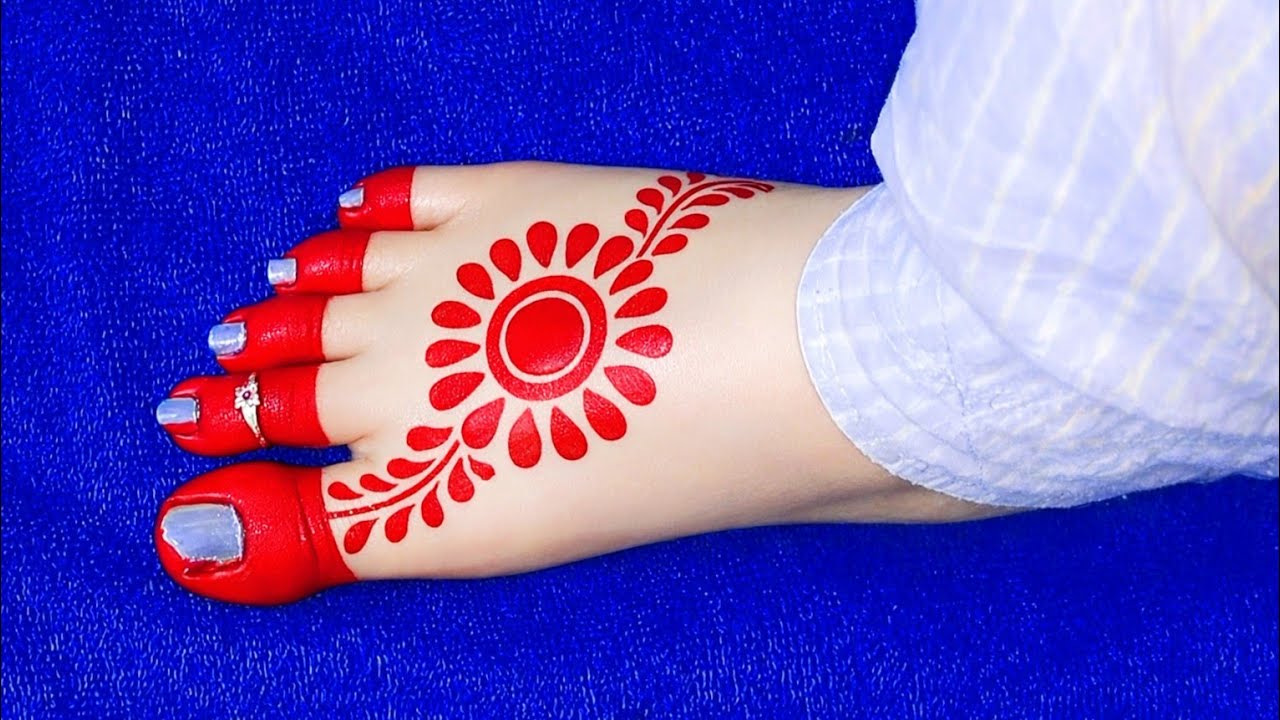“सुंदर पैरों की पहचान – लाल आलता की शान || alya design for feet || festival special beautiful alta 