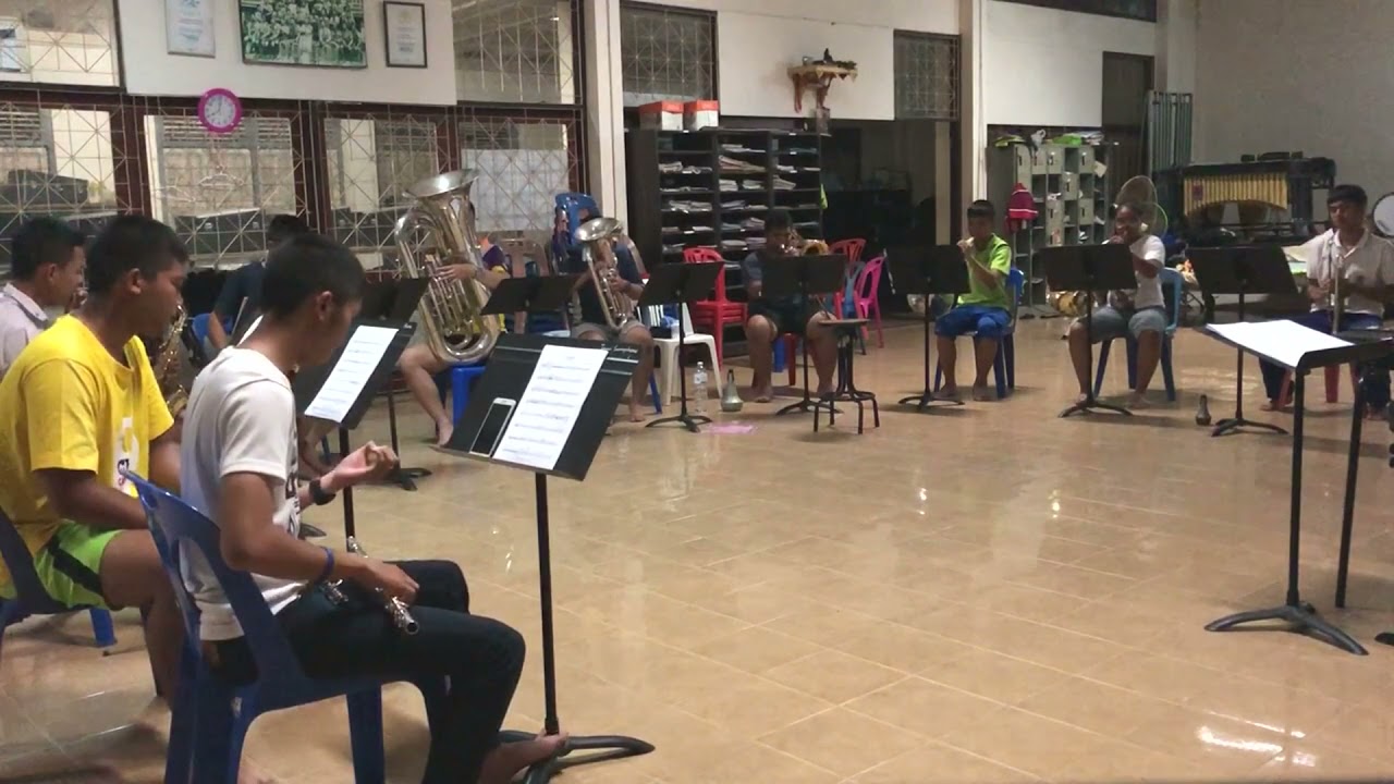 ขับไม้บัณเฑาะว์ วง Wind Ensemble โรงเรียนมหาวชิราวุธ จังหวัดสงขลา